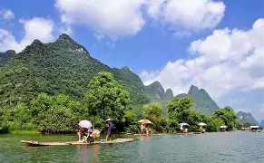 桂林大狮队坚持拼搏，争取争冠殊荣